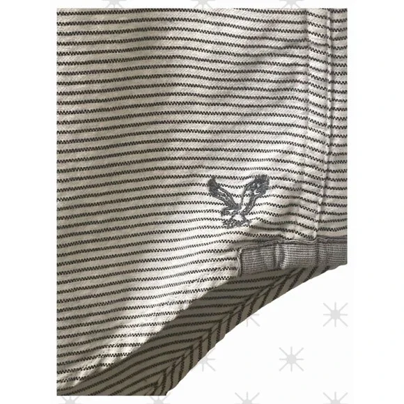 American Eagle Slim Fit White w/ Black Stripes Button-Front L/S Shirt S/P VGC - Picture 3 of 12